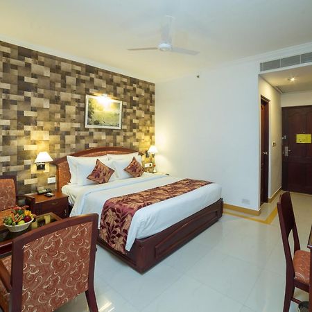 Rustic Leisures Llp Hotel Kochi Eksteriør billede