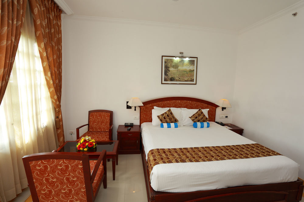 Rustic Leisures Llp Hotel Kochi Eksteriør billede